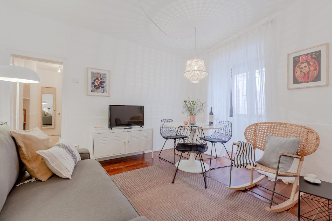 Typical Alfama Apartment, By Timecooler ลิสบอน ภายนอก รูปภาพ